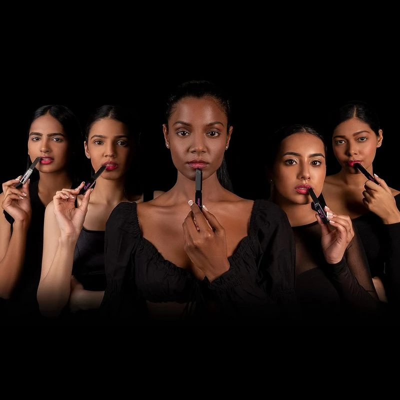 Renee Madness Ph Black Lipstick With Glossy Pink Payoff, 3 g-6.webp